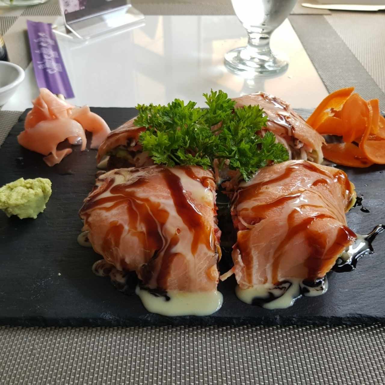 sushi pizza