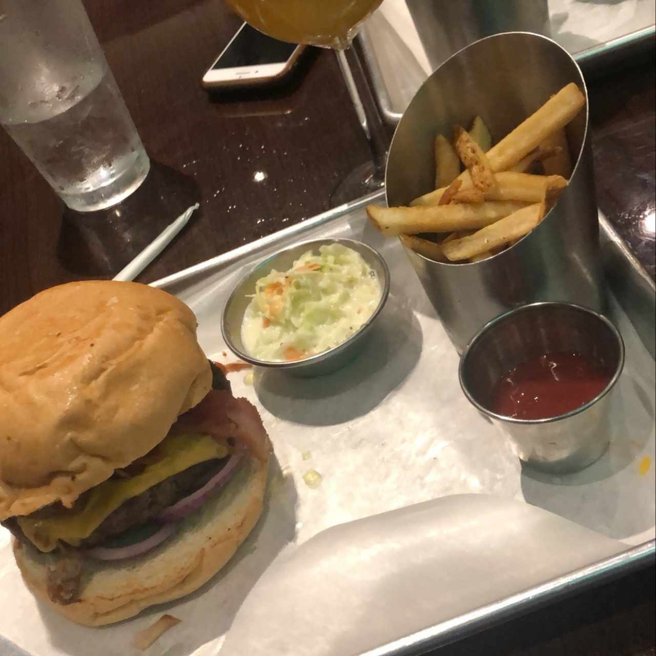 memphi’s burger