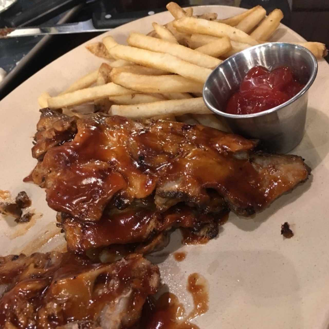 Baby ribs con papas