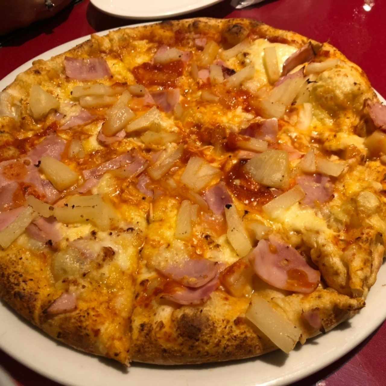 pizza de jamon y piña