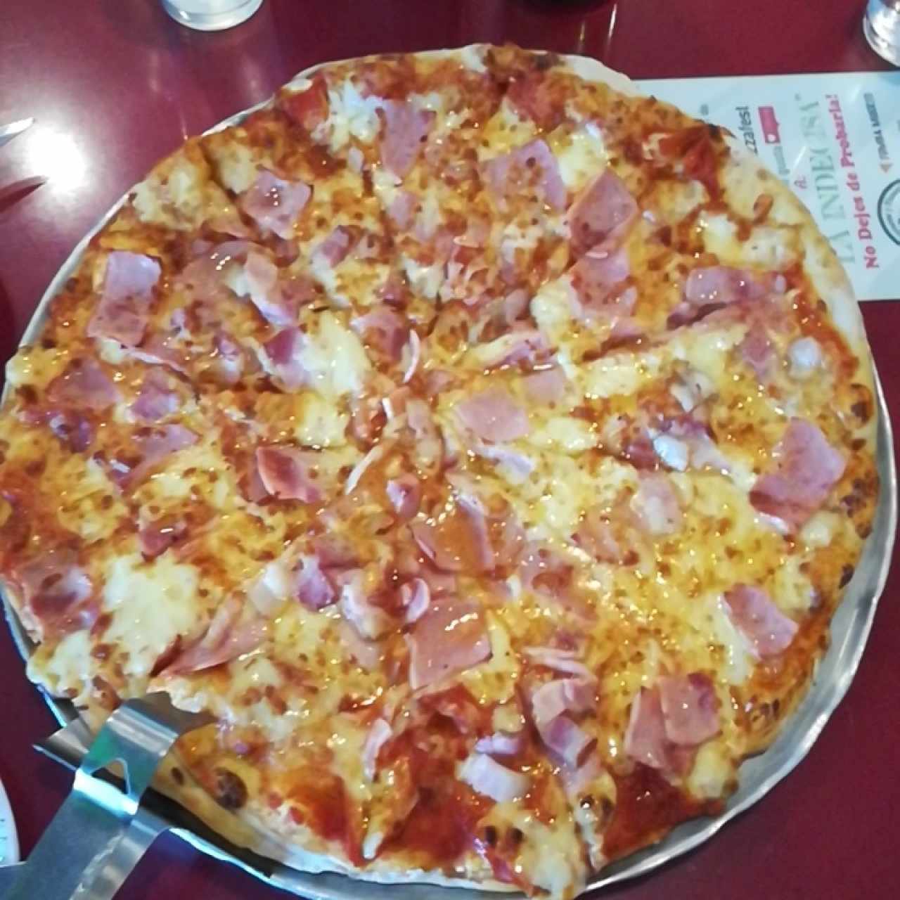 Pizza Jamón y Bacon