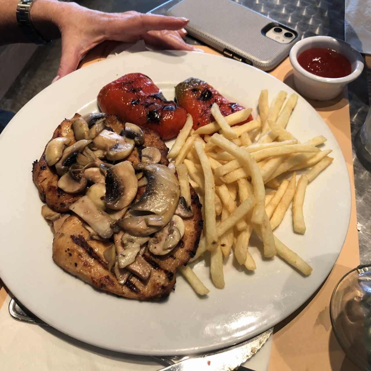 Pollo con Champiñones 