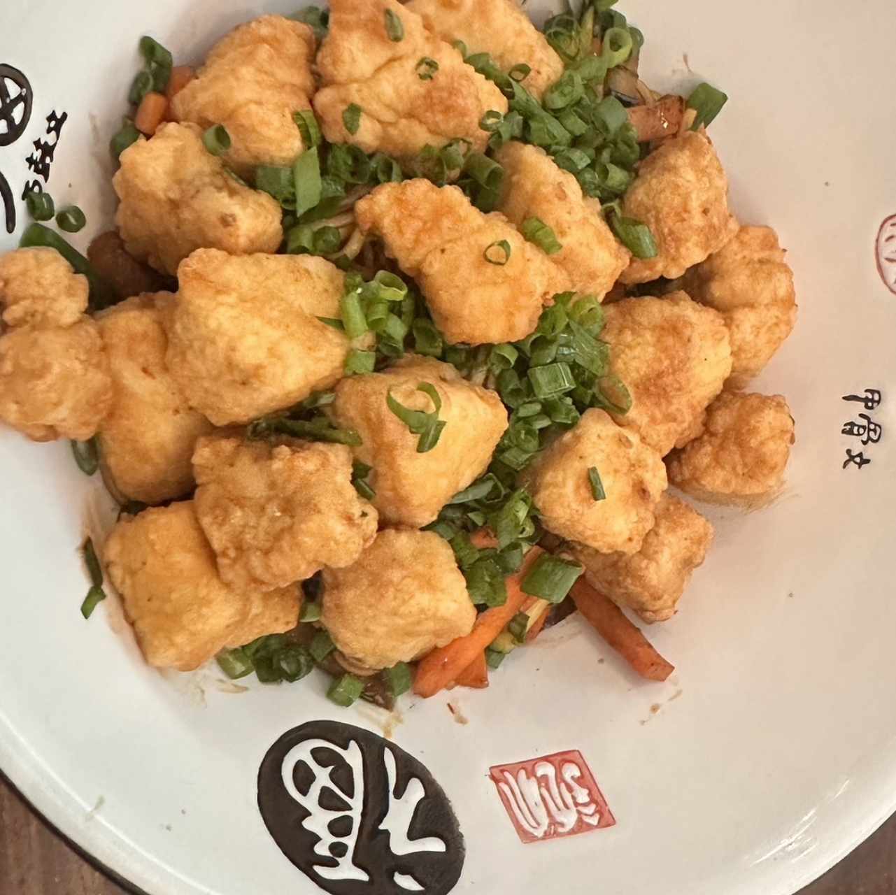 Chow mein de pescado