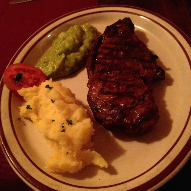 New York Steak (16oz) con pure & guacamole