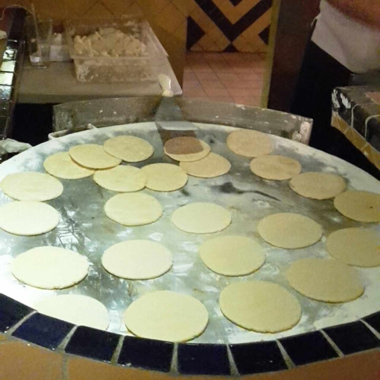 tortillas guatemaltecas hechas en comal