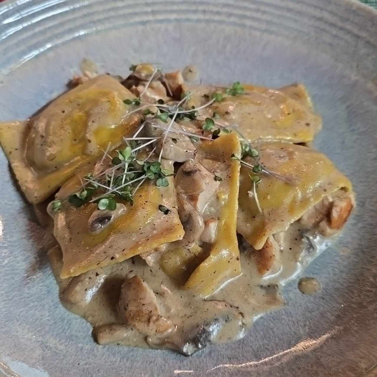 Pastas - Raviolis de Hongos