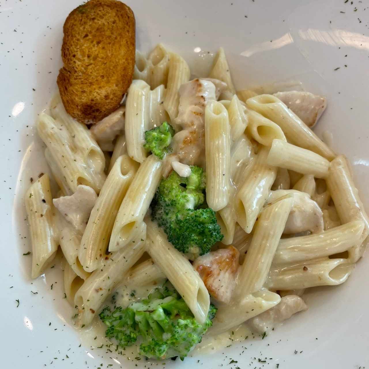 Pasta con Pechuga de Pollo al Grill