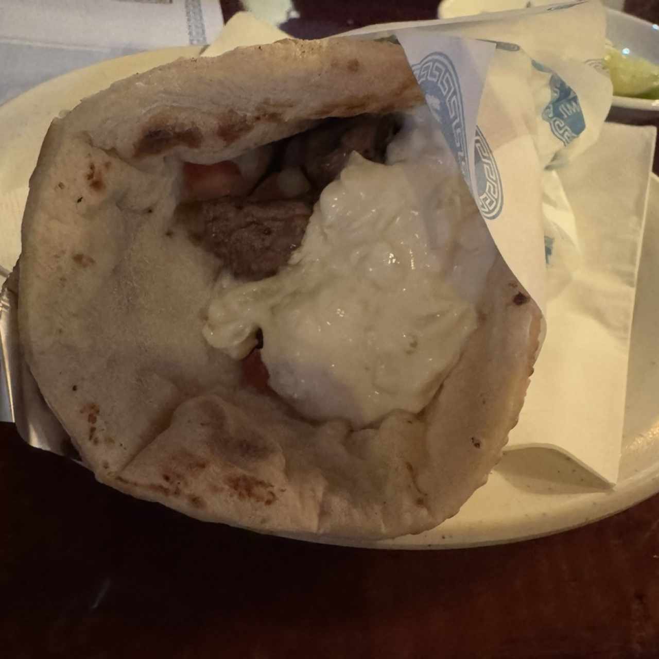 Suvlaki en Pita (Carne o Pollo)