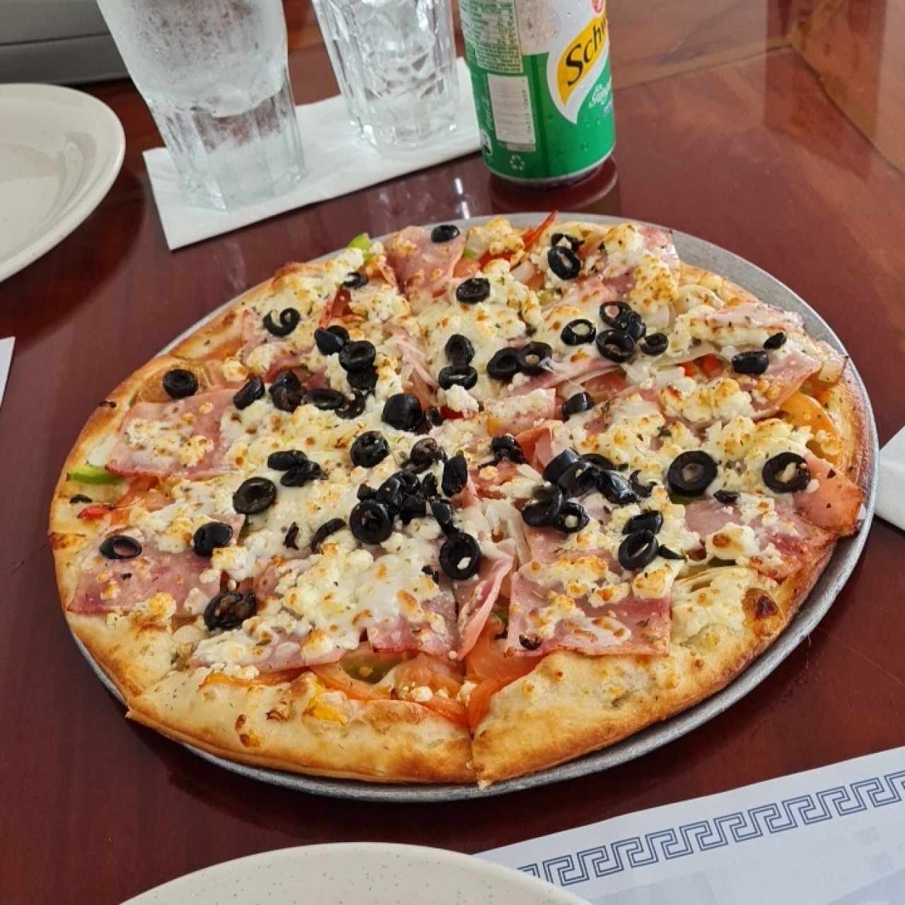 Pizza Griega, Vegetariana o Combinación