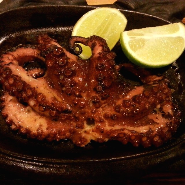 Pulpo al Carbón. 