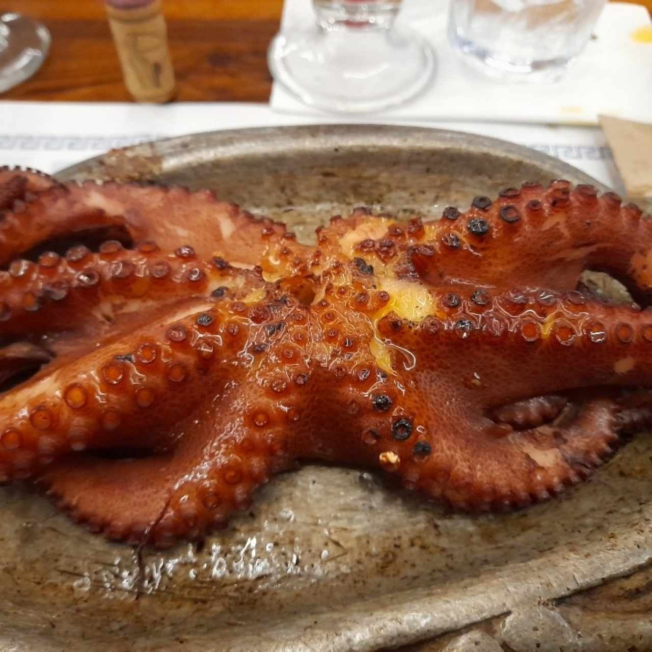 Pulpo al Carbón, al Ajillo, al Vino