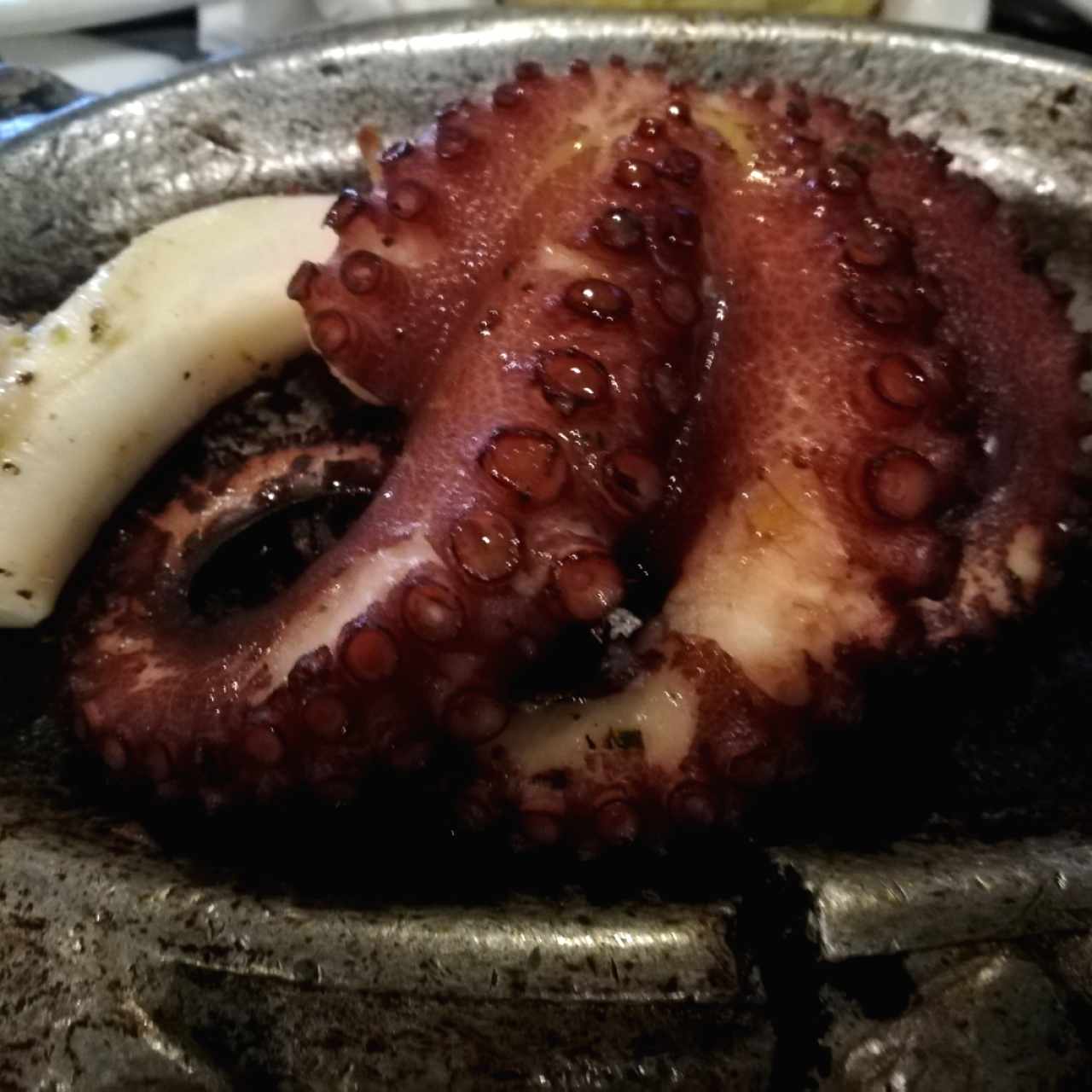 pulpo al carbón