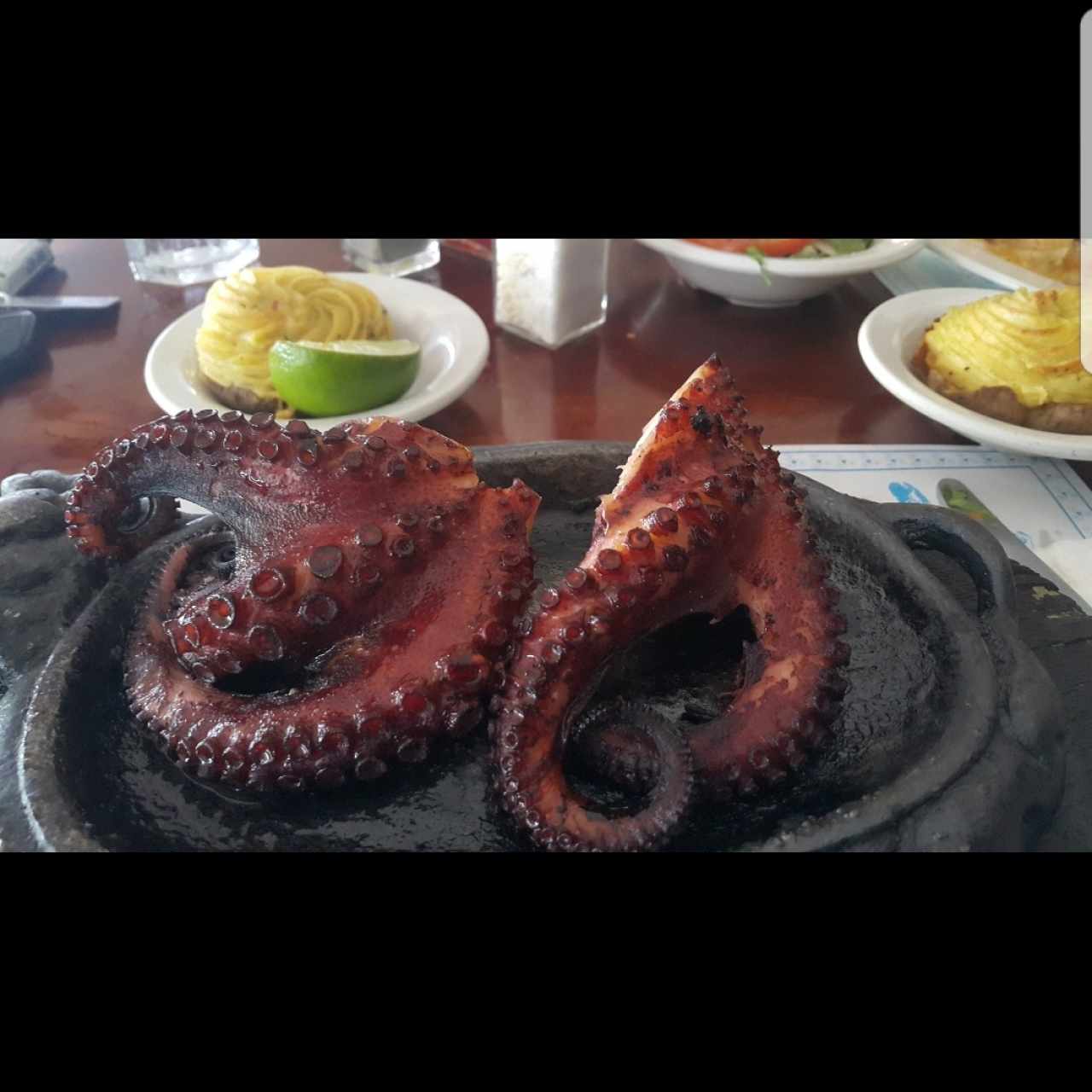 pulpo al carbón 