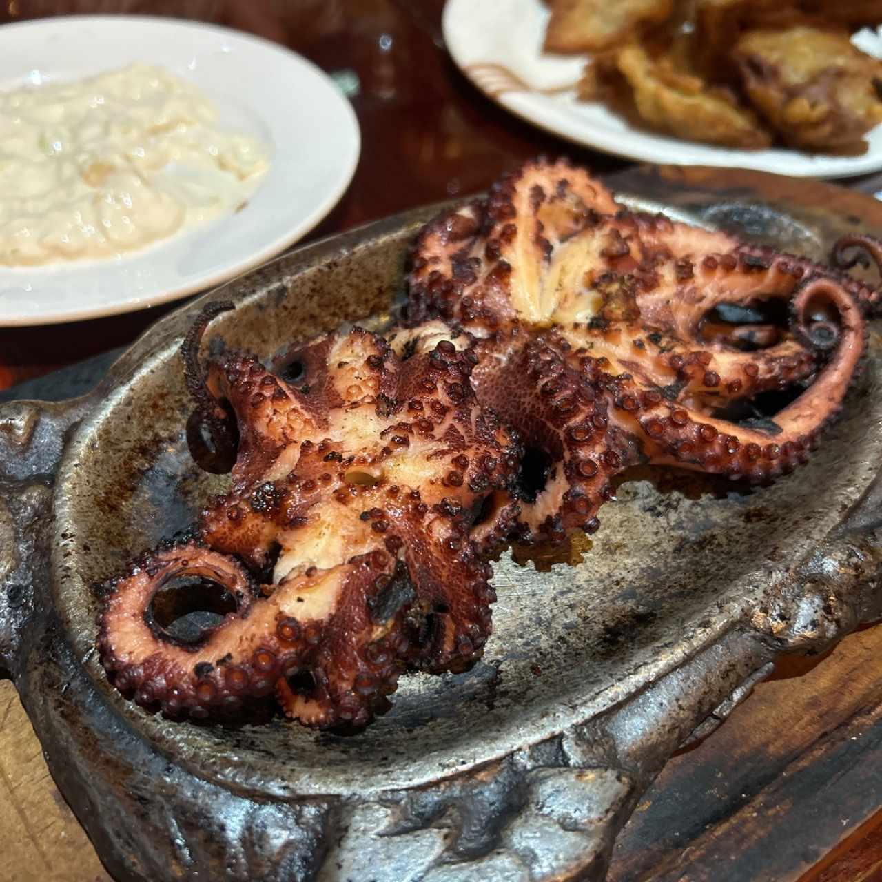 Mariscos - Pulpo al Carbón