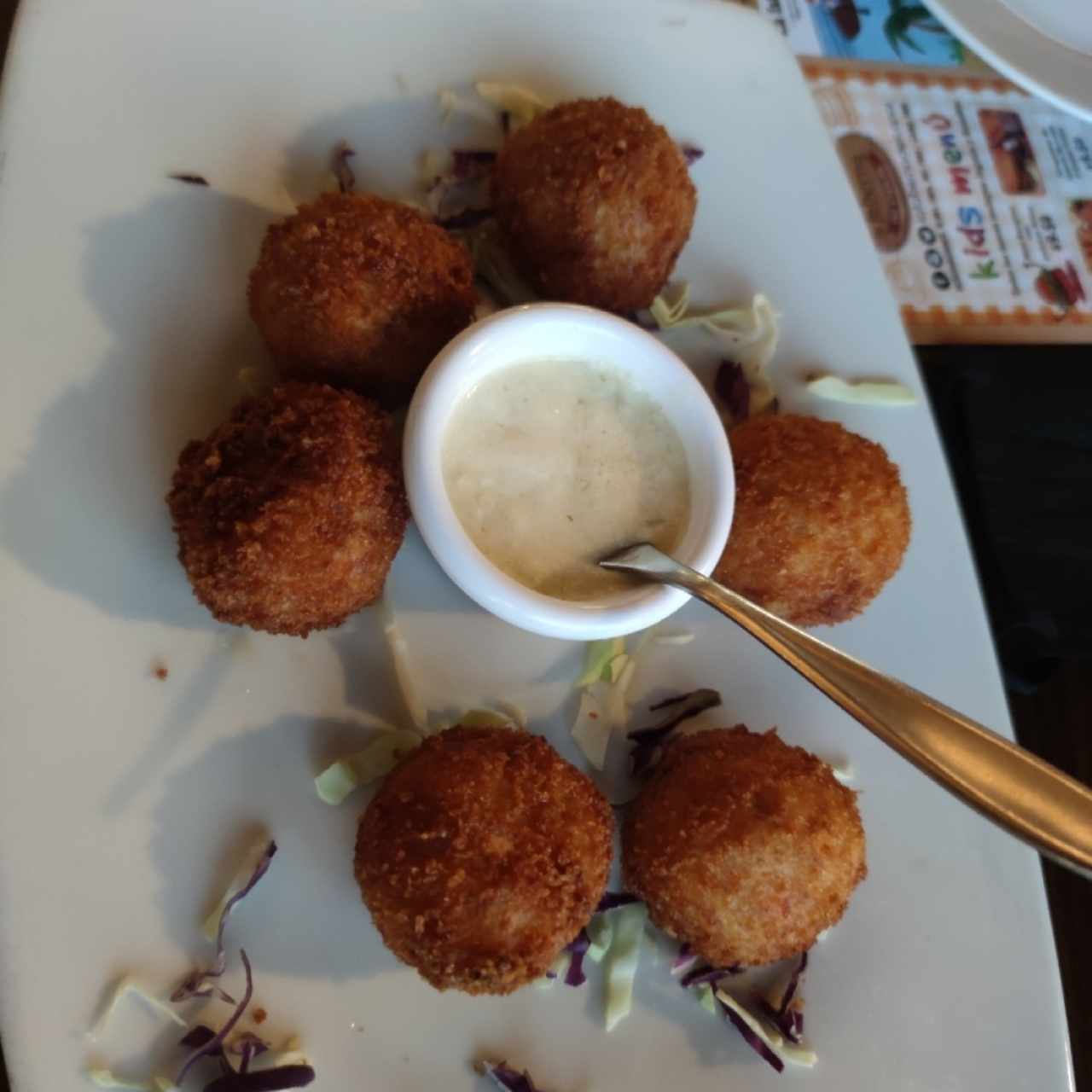 Croquetas de Langosta con Salsa de Quesos