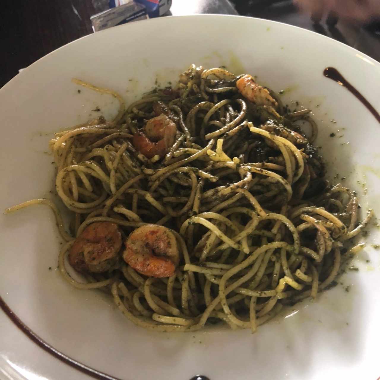 Espaguetti de Camarones al Pesto