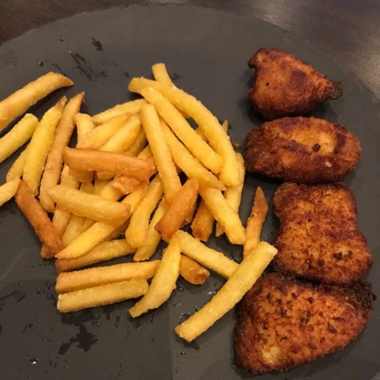 Menú infantil - Nuggets de pollo