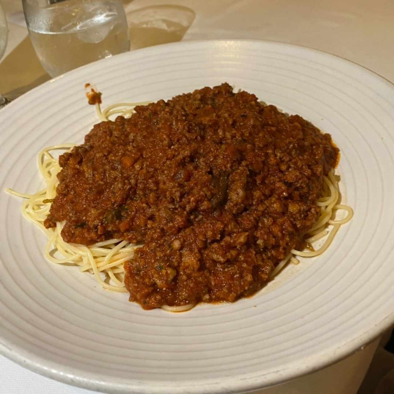 Spaghettini en salsa bolognesa