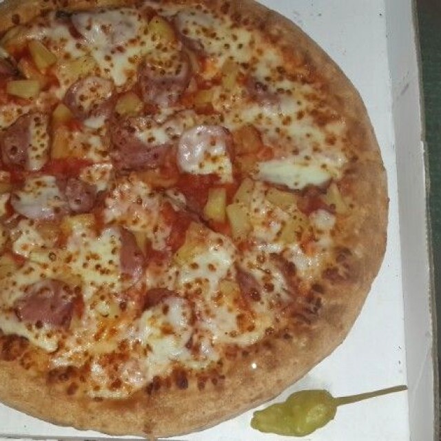 Pizza Hawaiana