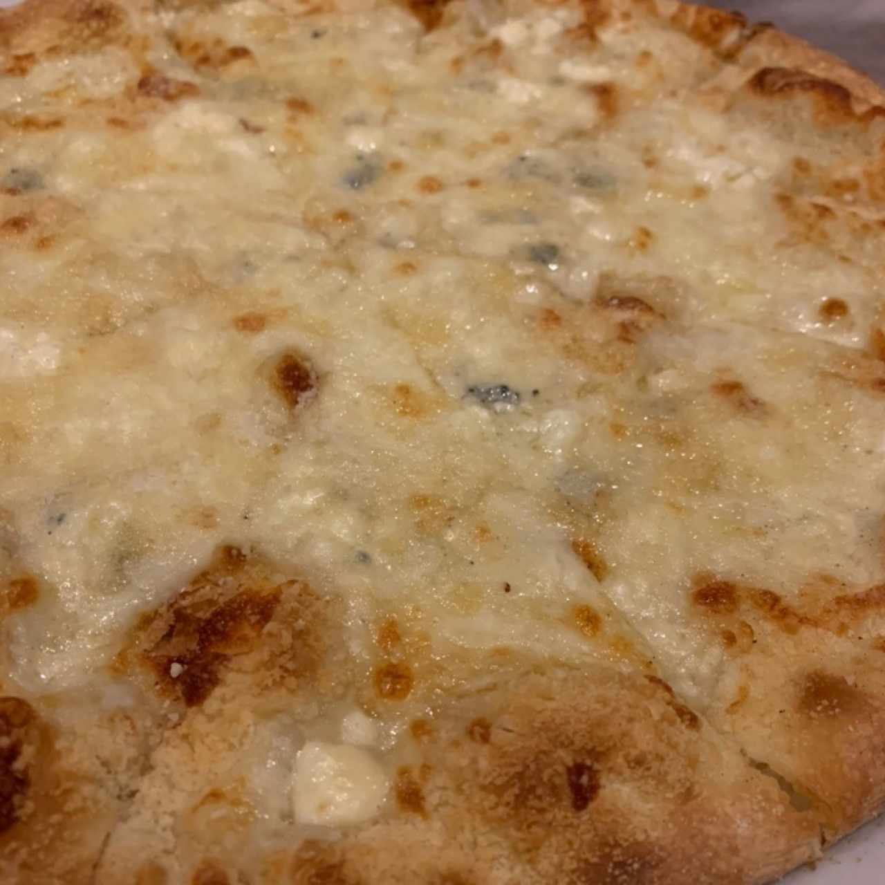 Pizzas blancas - Quattro formaggi