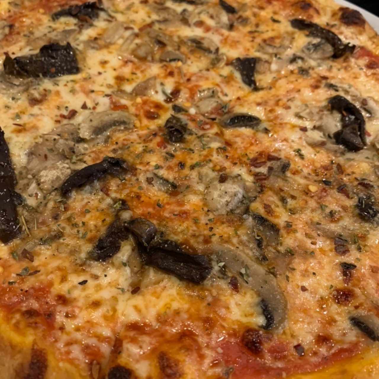 Pizzas - Cotto e funghi