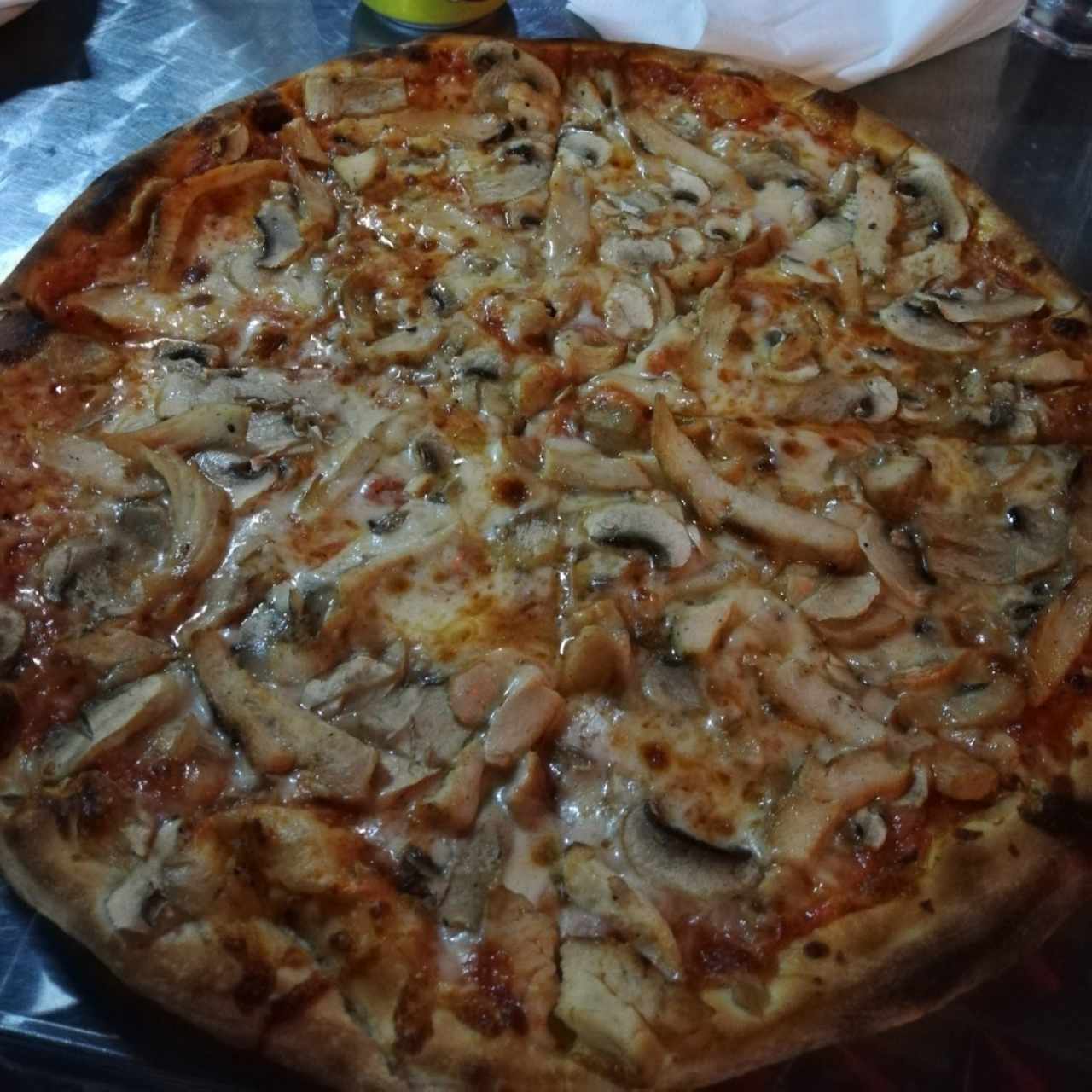 Pizza Pollo e Funghi