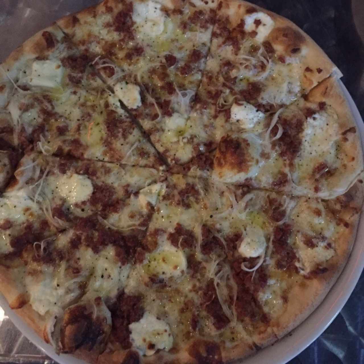 Pizzas blancas - Salsiccia e mascarpone