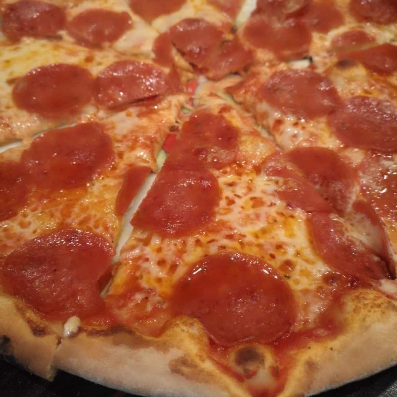 Pizzas - Pepperoni americano