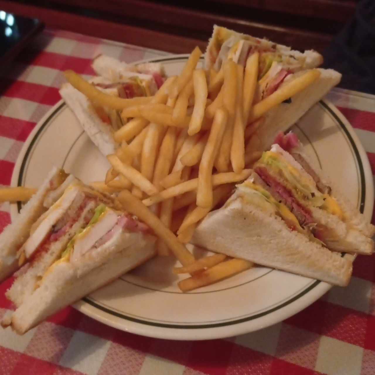 Emparedados - Club sándwich