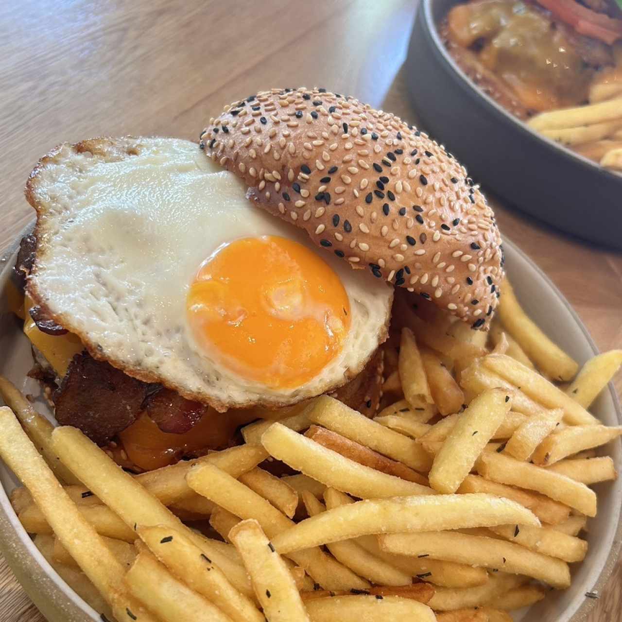 ALMUERZO - Americana Burger