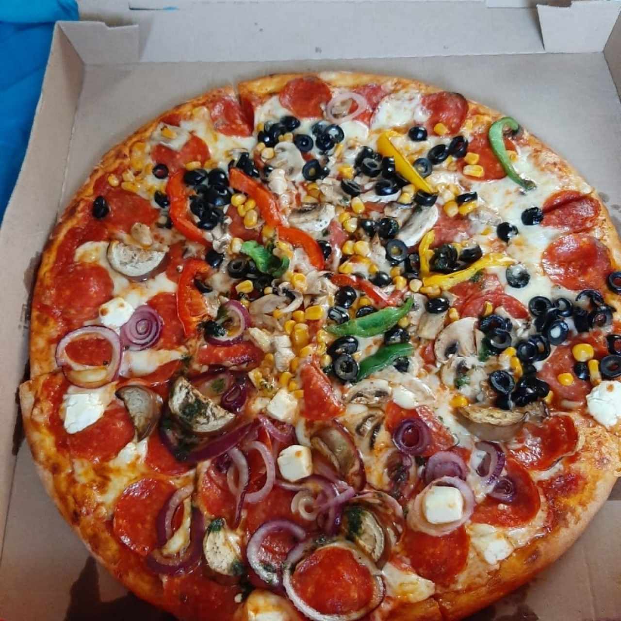 pizza mitad rústica mitad sicilia