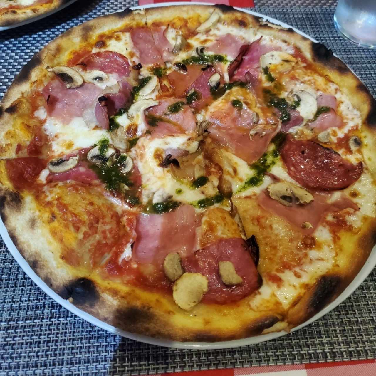 Pizza Mediana - Pizza Calzone Mediana
