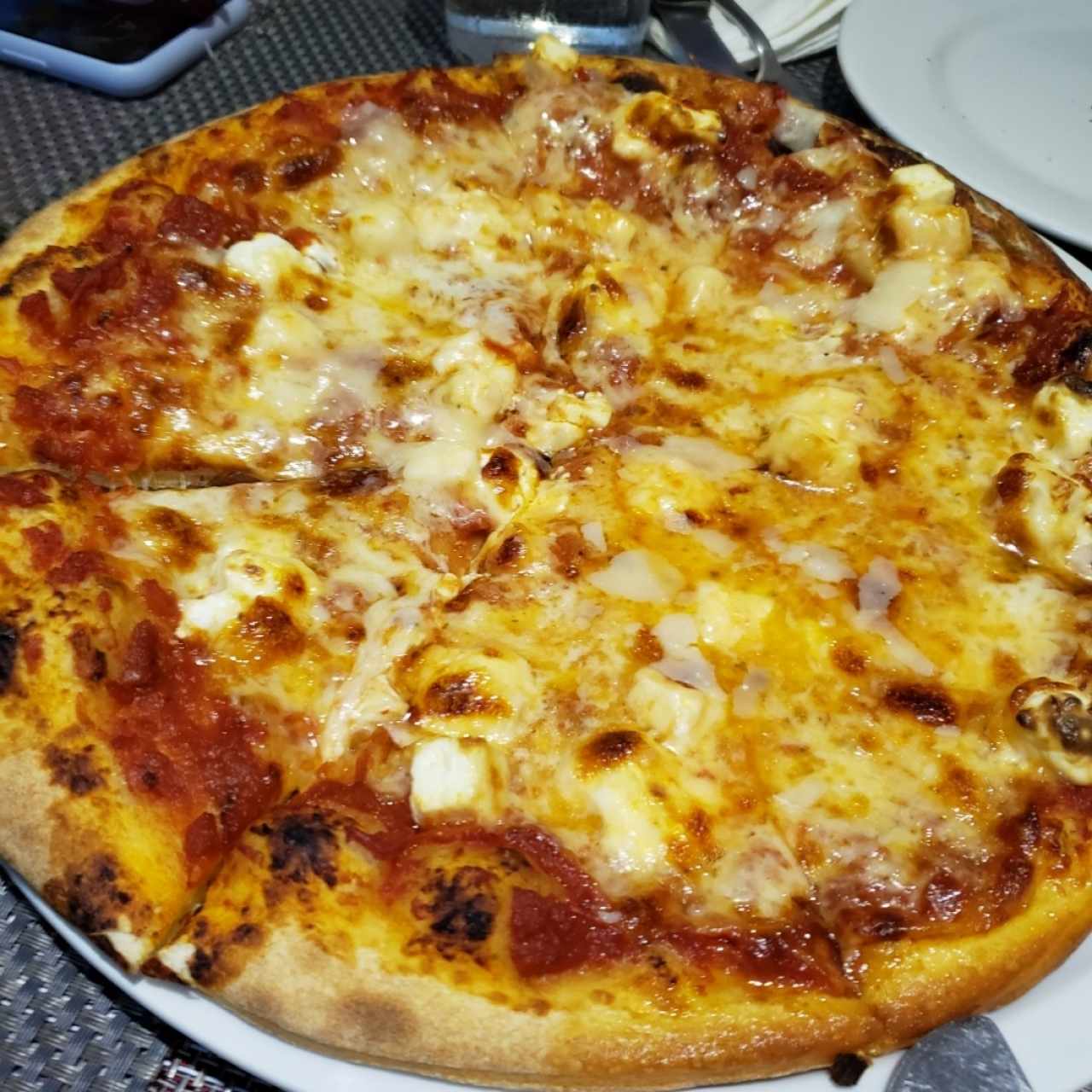 pizza 4 formaggi