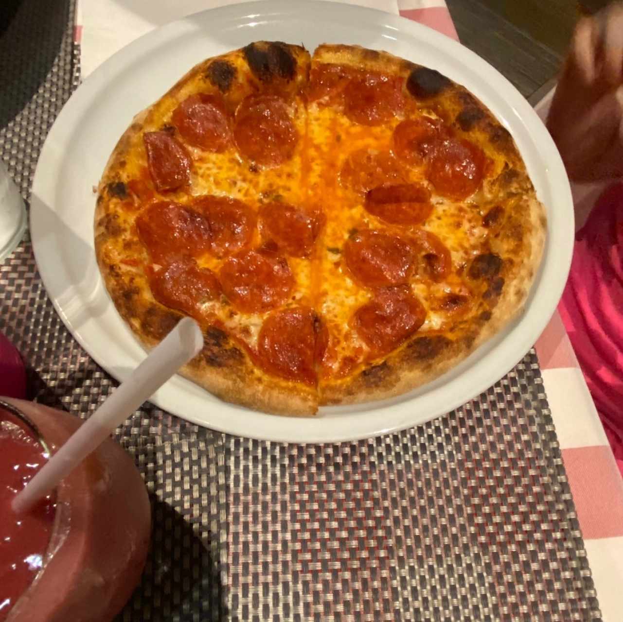 Pizza pequeña napolitana 