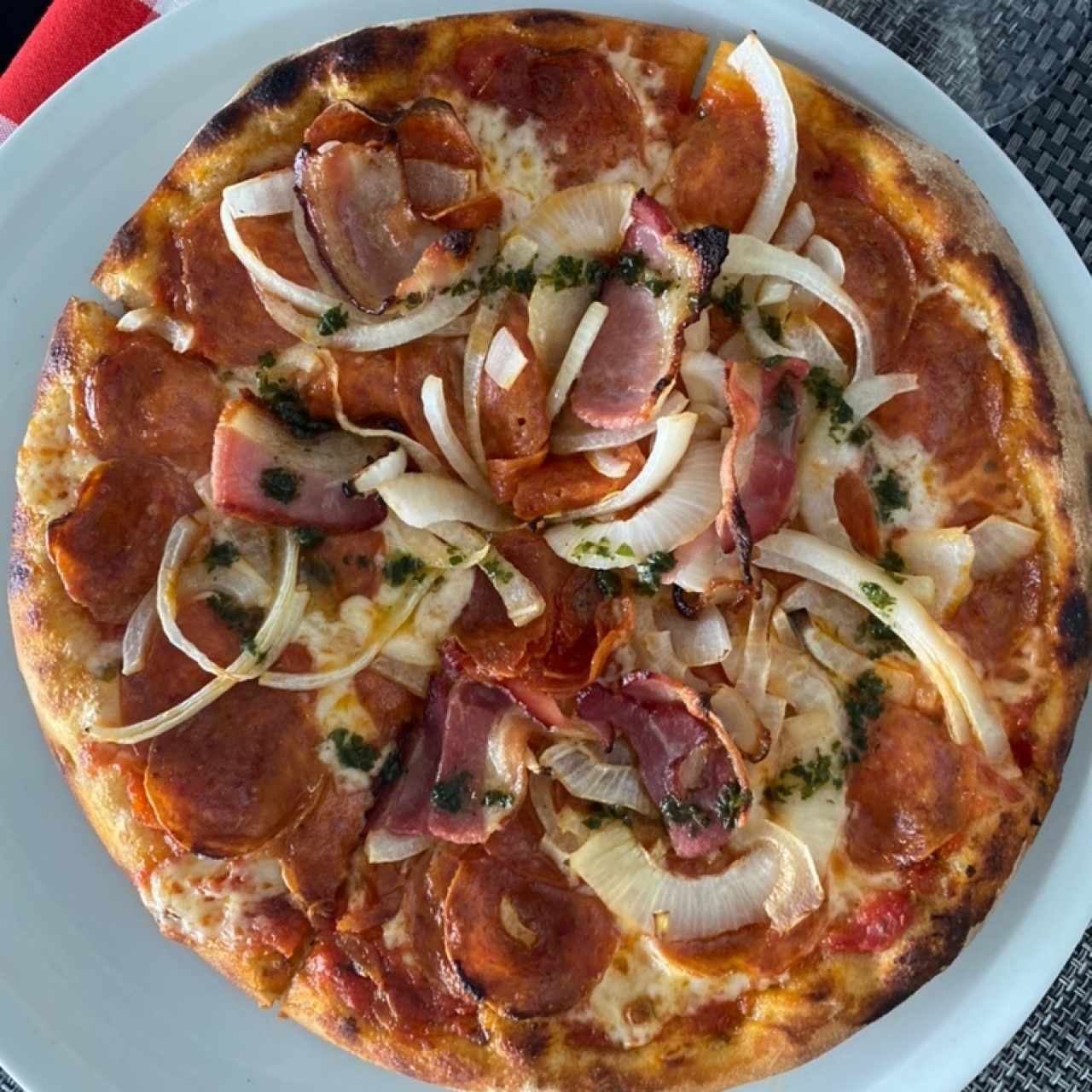 Platos Recomendados - Pizza Mediterránea Grande