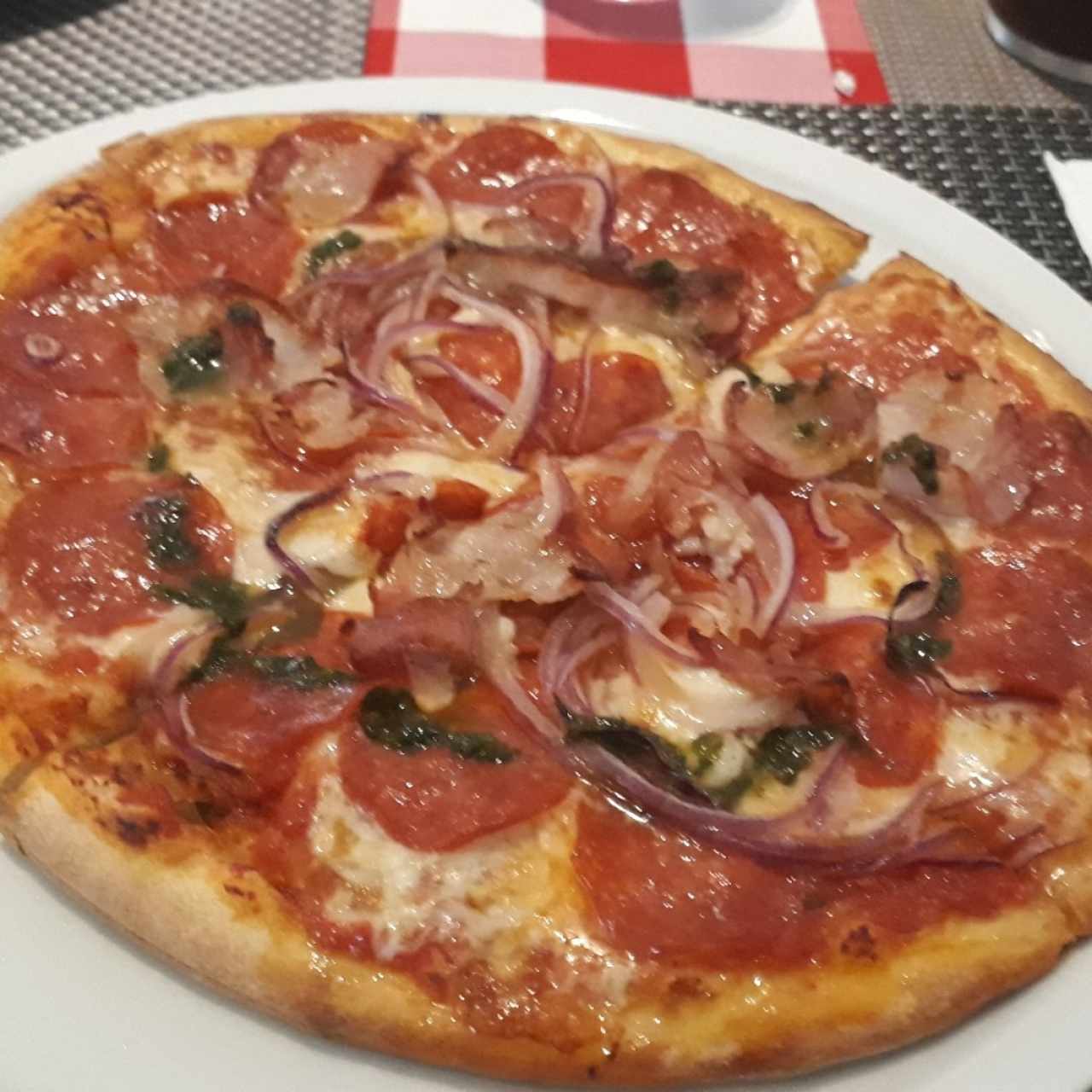 Pizza Mediterránea 