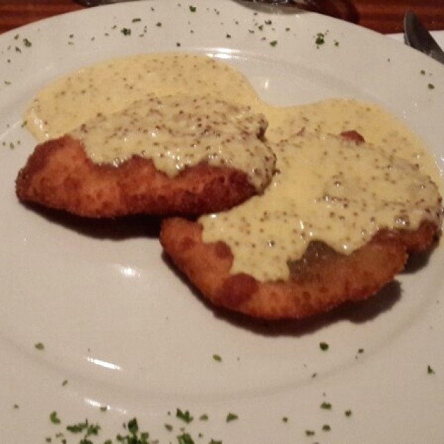 Escalopes de Pollo con Mostaza Dijon