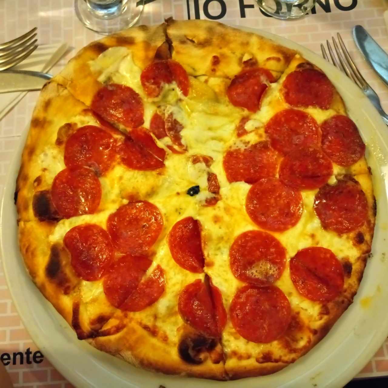 Pizza 4 Quesos con extra de Pepperoni