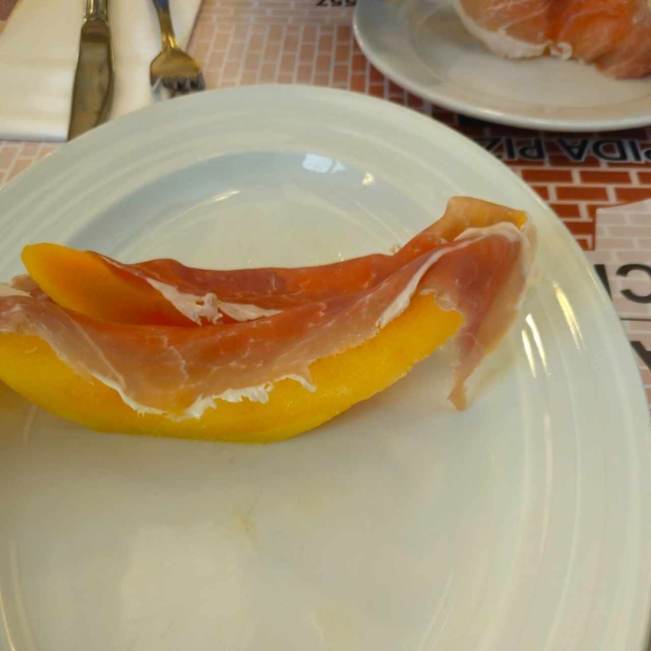 jamón serrano con melón 