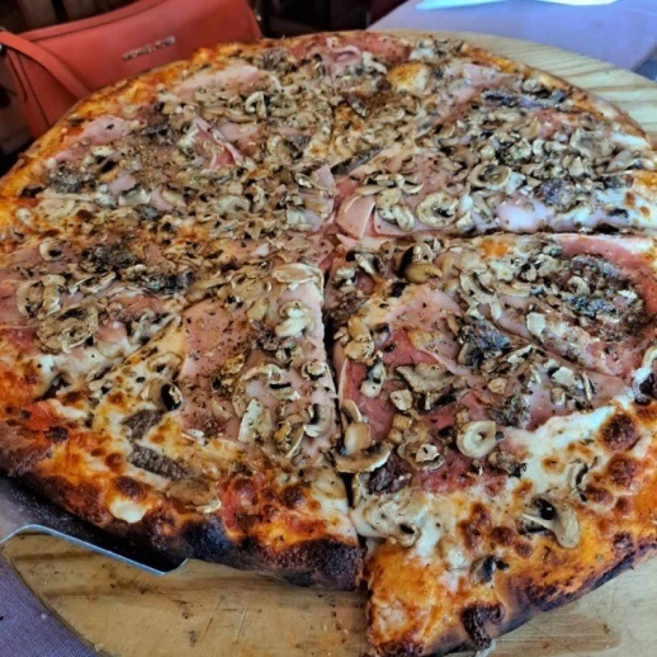 Pizza capricciosa, tamaño individual