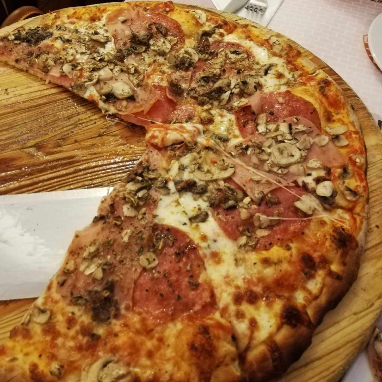 pizza caprichosa