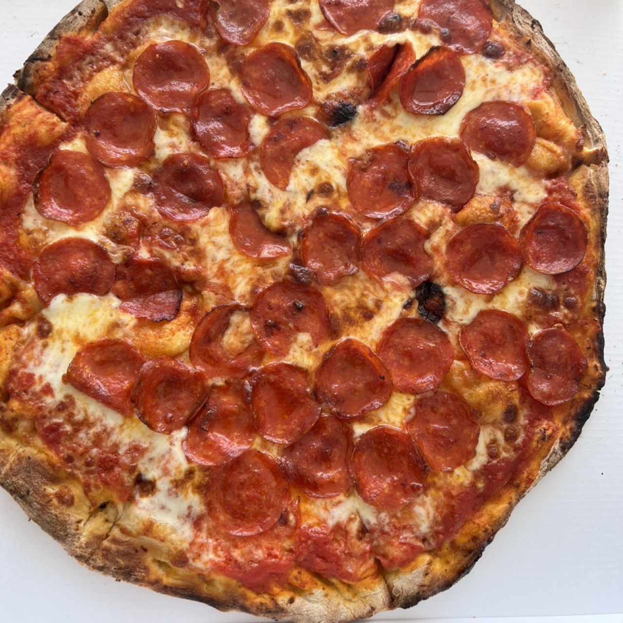 Pizza pepperoni, tamaño familiar