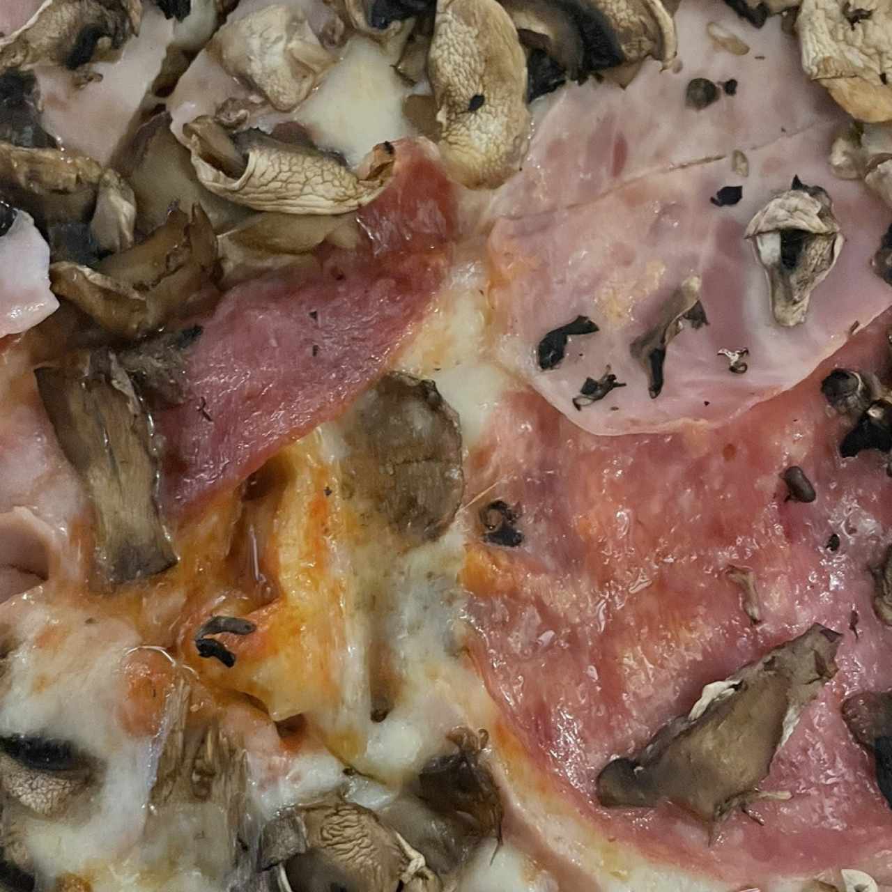 Pizza 4 stagioni, tamaño familiar