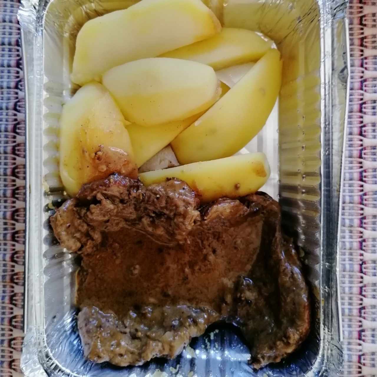 Filete de res a la pimienta negra