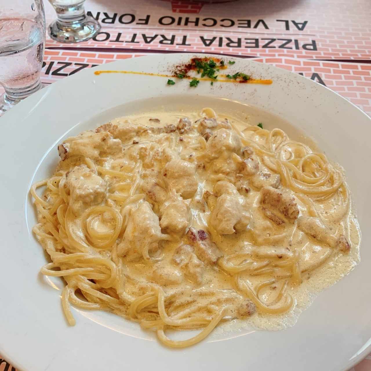 Pasta Carbonara con Pollo