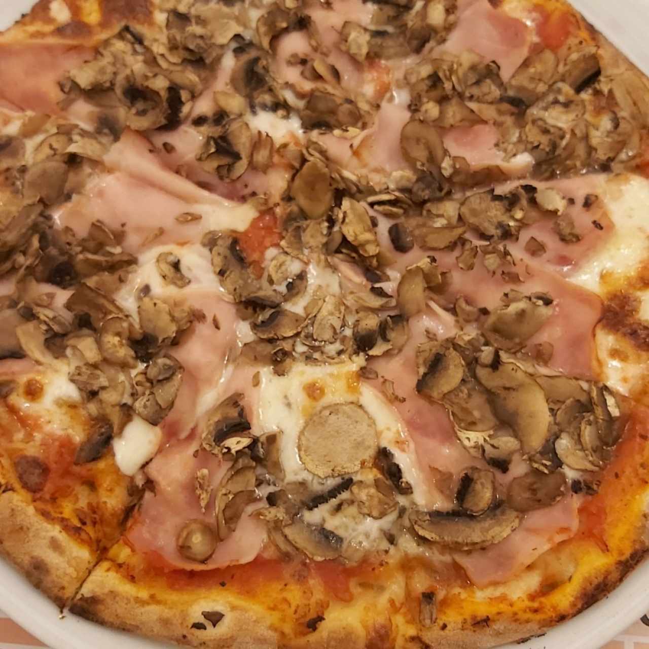 Pizza con jamón y hongos , tamaño individual