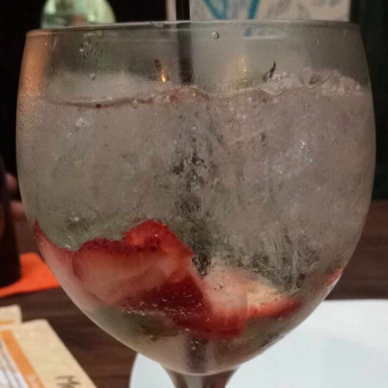 gin de strawberry basil