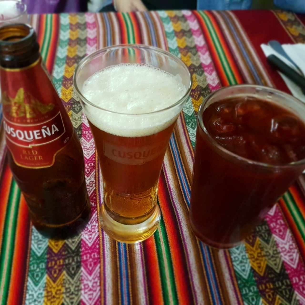 Chicha Morada y Cerveza Cusqueña 