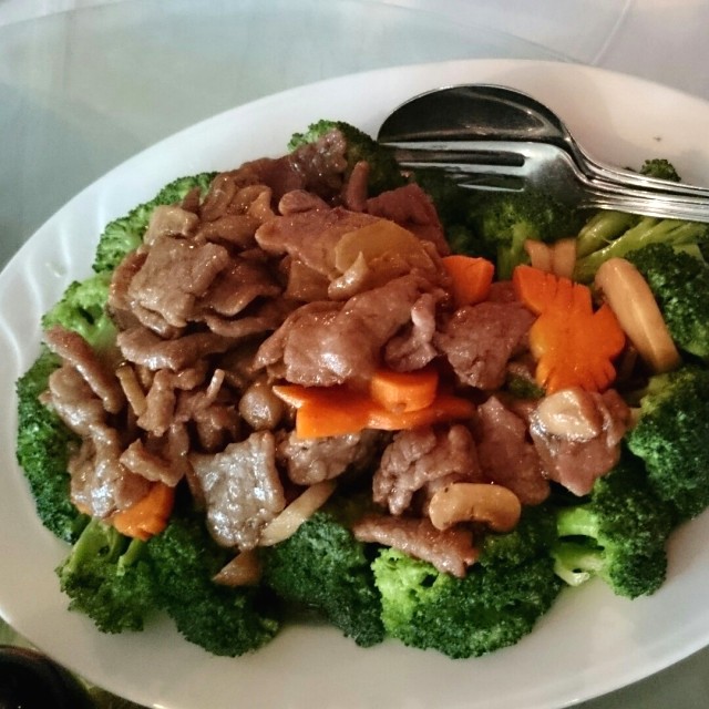 Beef with broccoli 