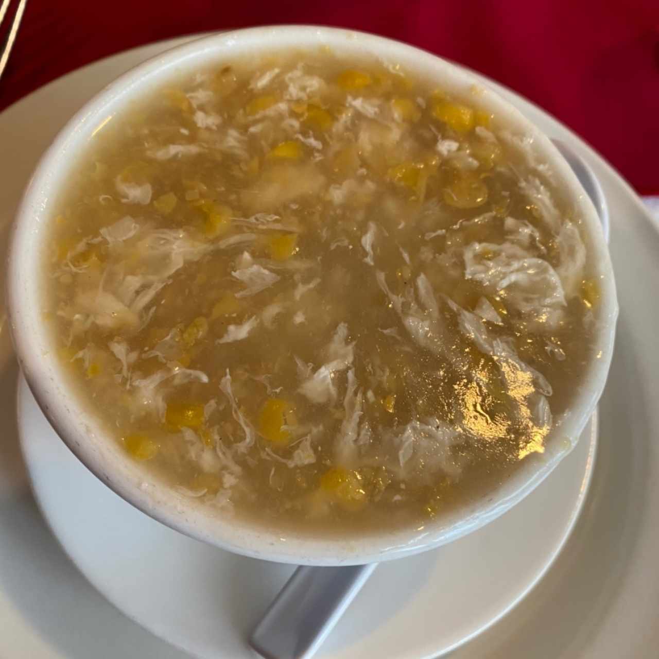 sopa de maíz con pollo